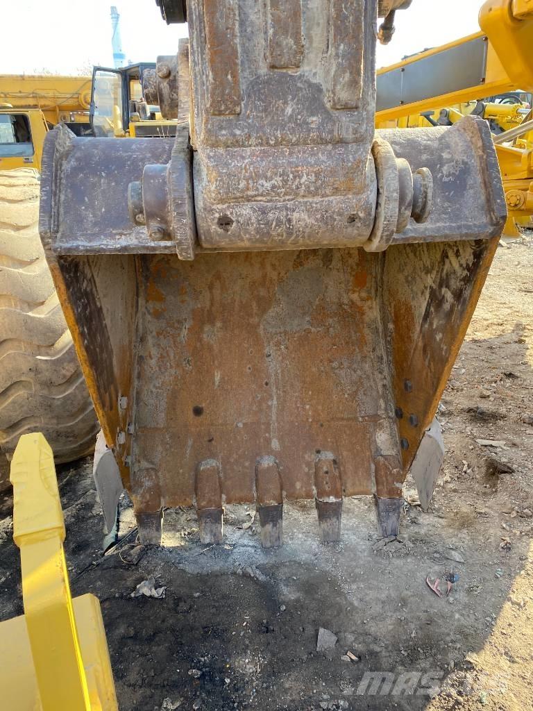 Hyundai R 215-9 Lánctalpas kotrók