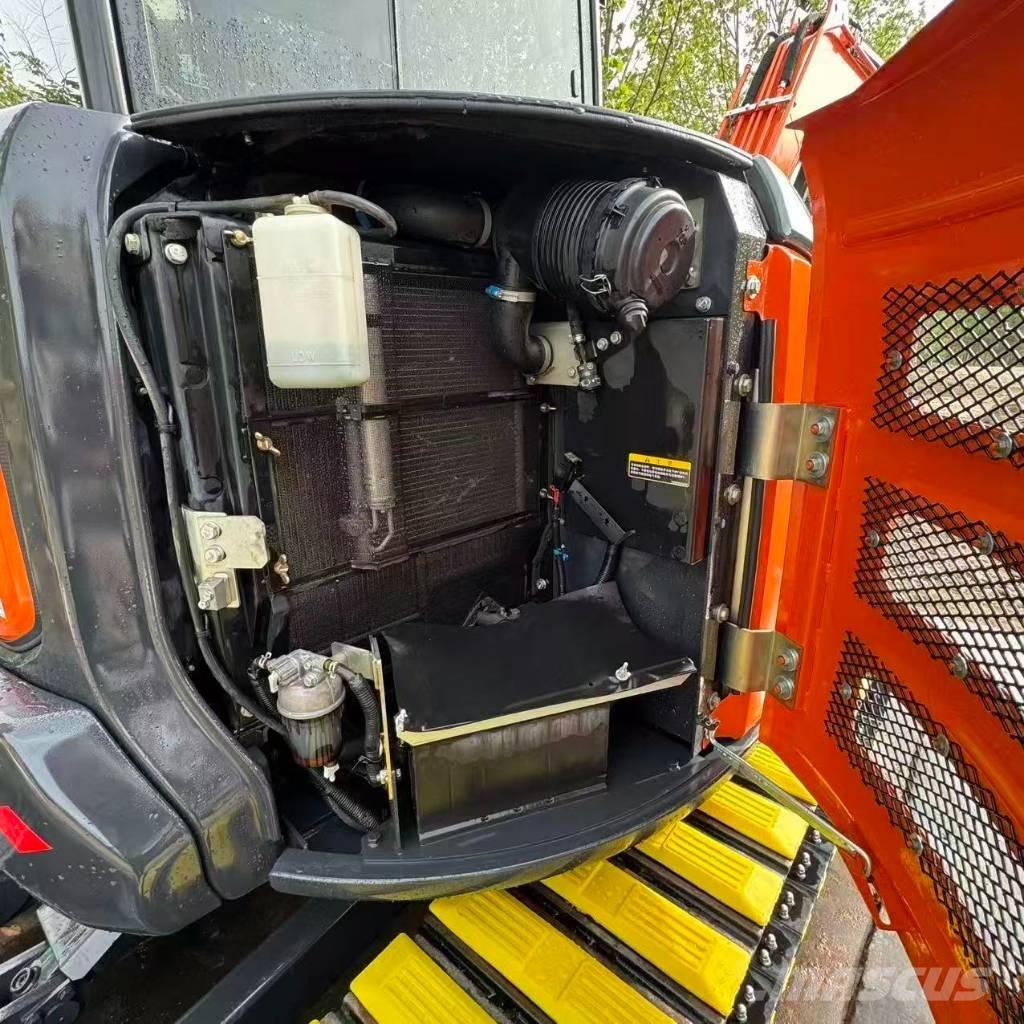 Hitachi ZX 50 USR Mini kotrók < 7t