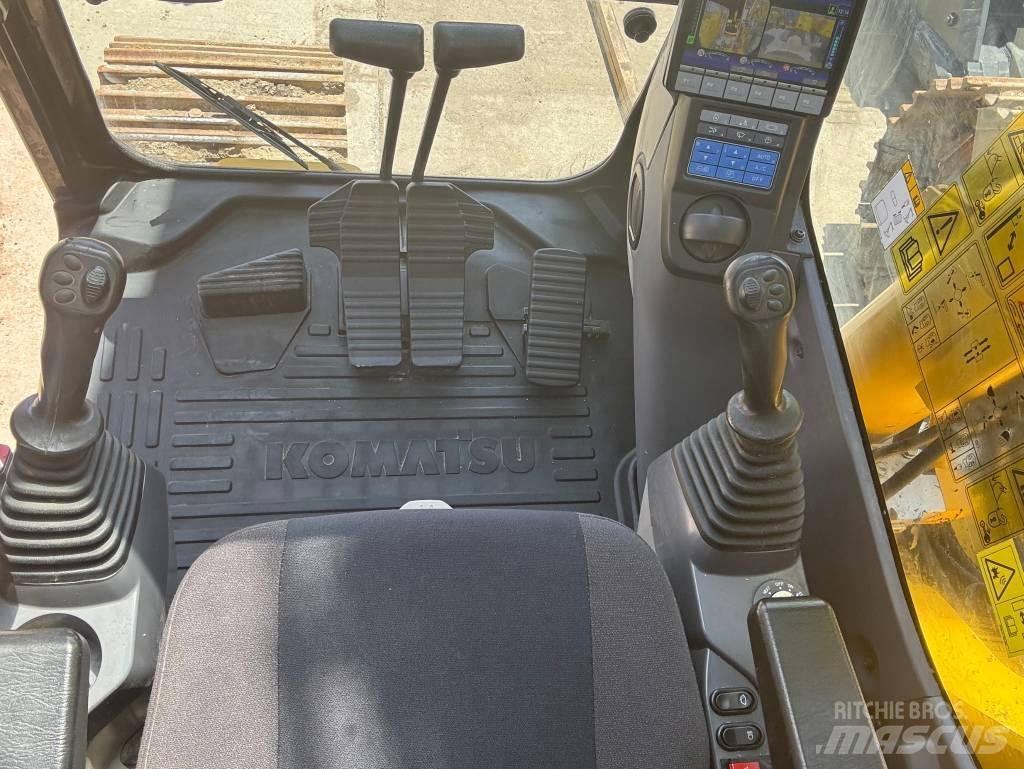 Komatsu PC360LC-11E0 Lánctalpas kotrók