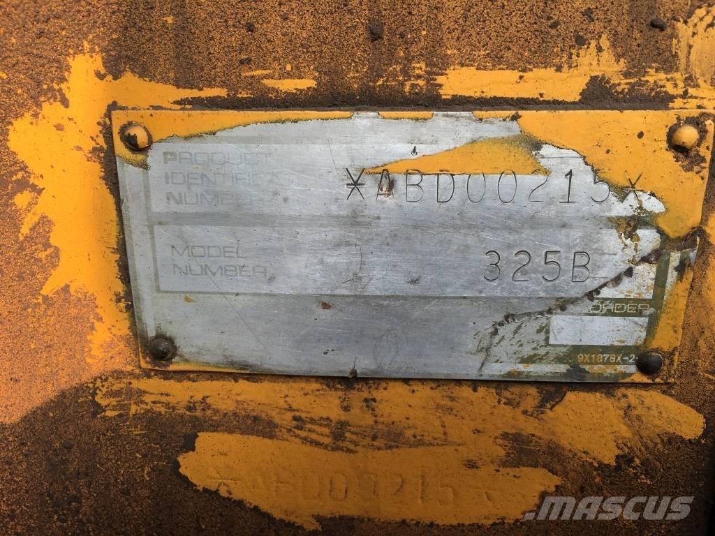 CAT 325 B Lánctalpas kotrók