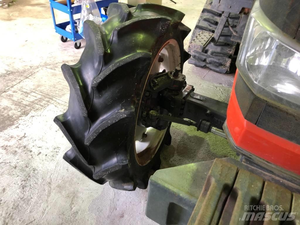 Kubota SMZ955 Traktorok