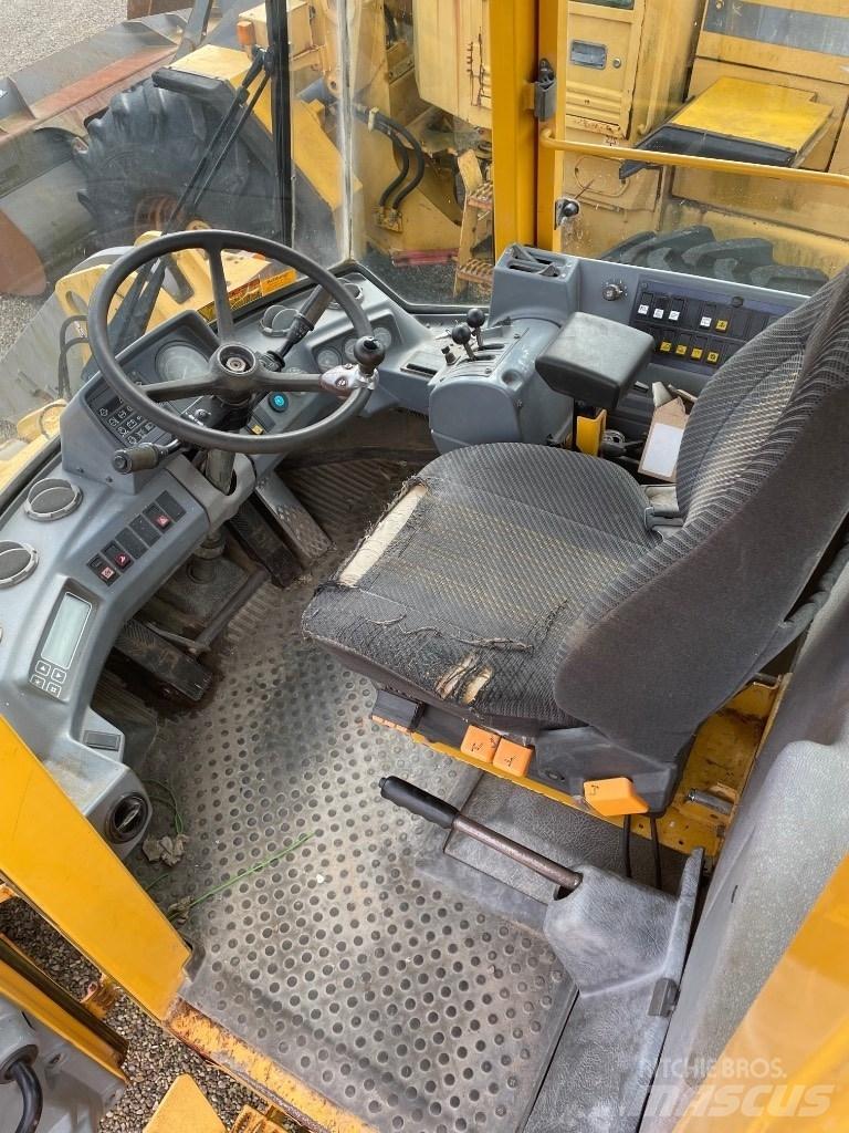 Volvo L70C Gumikerekes homlokrakodók