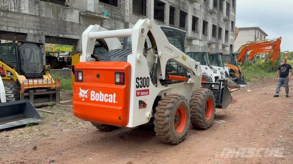 Bobcat S 300 Kompaktrakodók