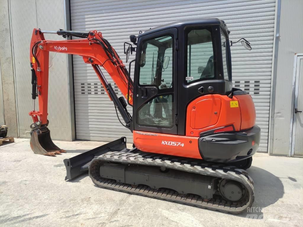 Kubota KX 057-4 Mini kotrók < 7t
