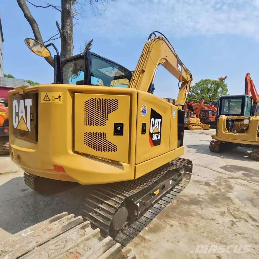 CAT 307,5 Mini kotrók < 7t