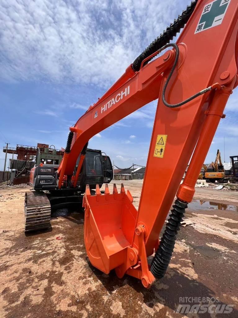 Hitachi ZX 200-6 Lánctalpas kotrók