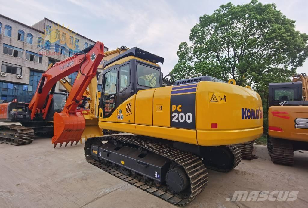 Komatsu PC 200-7 Lánctalpas kotrók