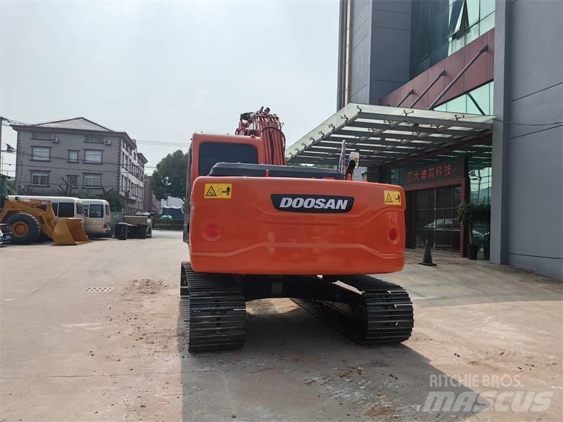 Doosan DX150 Lánctalpas kotrók