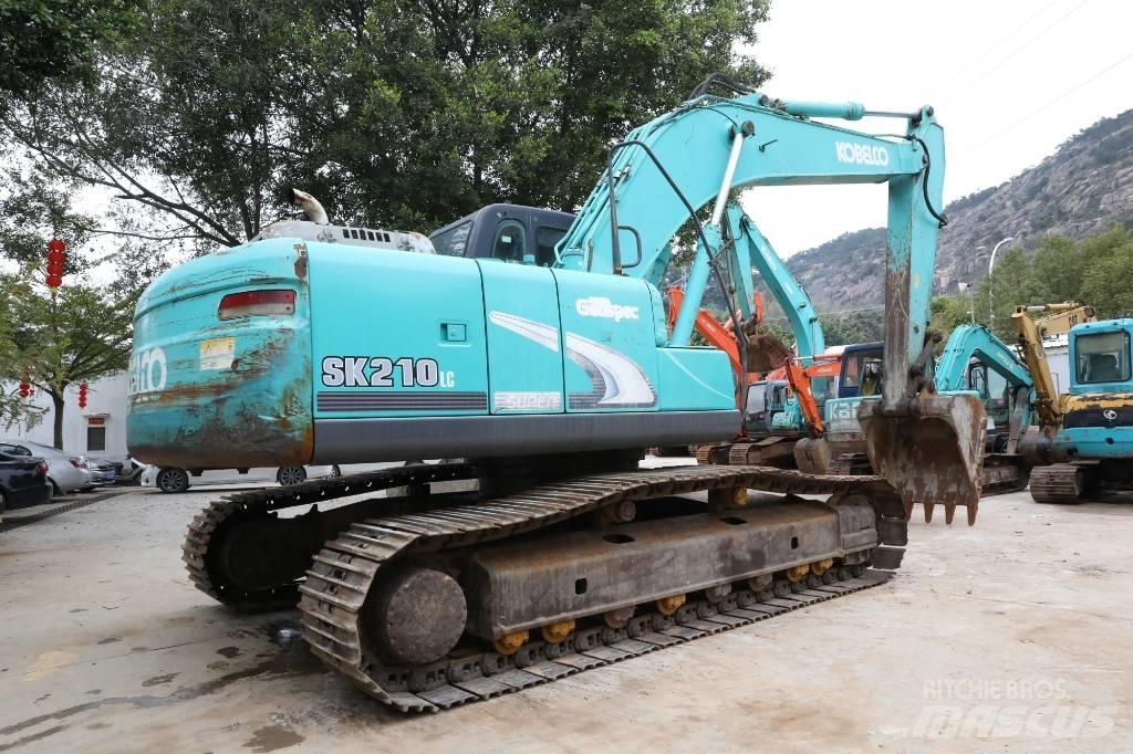 Kobelco SK 210-8 Lánctalpas kotrók