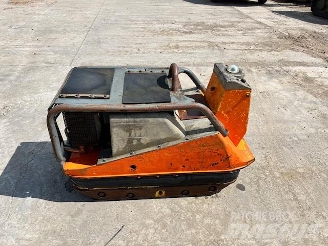 Wacker DPU7060 Vibrátorok