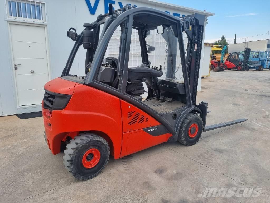 Linde H 25 D-02 Dízel targoncák
