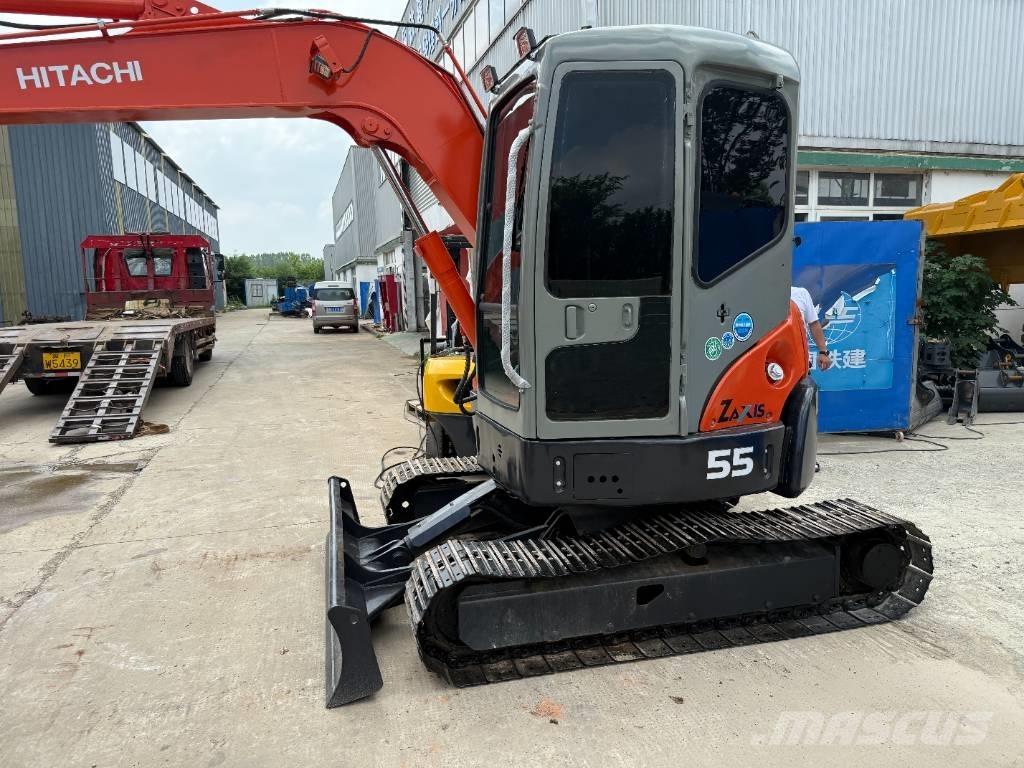 Hitachi Zaxis 55 U Lánctalpas kotrók