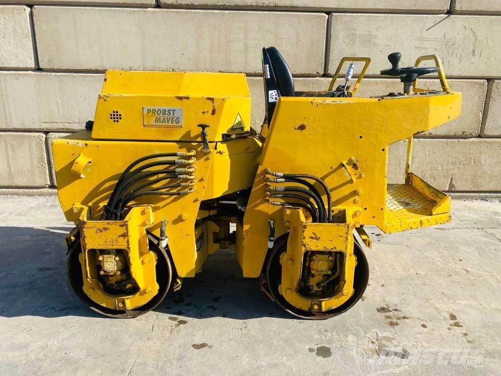 Bomag BW 75 AD Ikerdobos hengerek