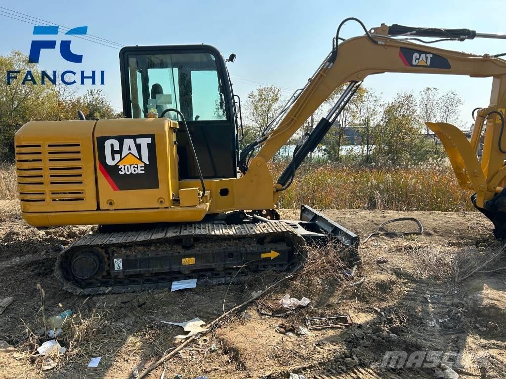 CAT 306e Lánctalpas kotrók