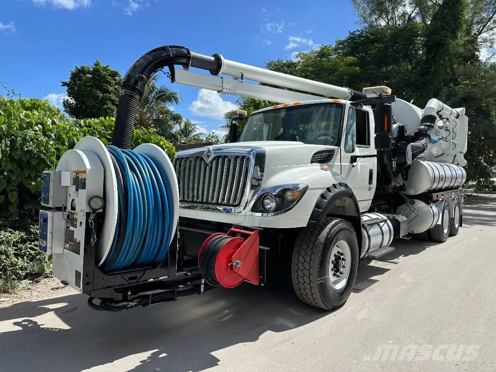 International 7600 Vákuum teherautok