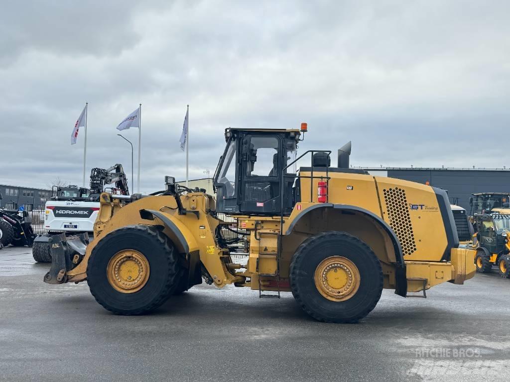 CAT 980 M Gumikerekes homlokrakodók