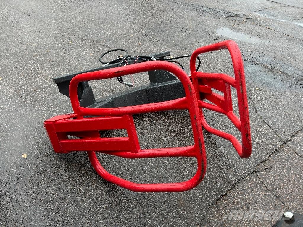 Tytan Paalipihdit Bála aprító, vágó, csomagoló