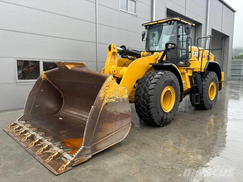 CAT 972 Gumikerekes homlokrakodók