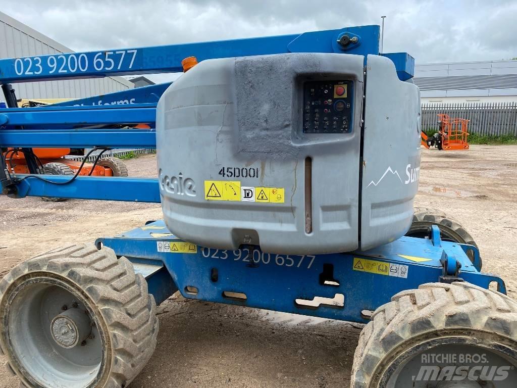 Genie Z 45/25 RT Karos emelők