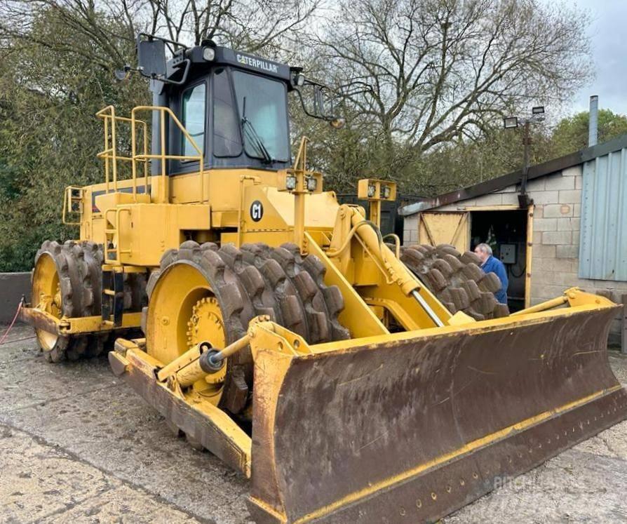 CAT 825 C Talajtömörítő gépek