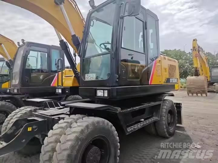 Sany SY155W Gumikerekes kotrók