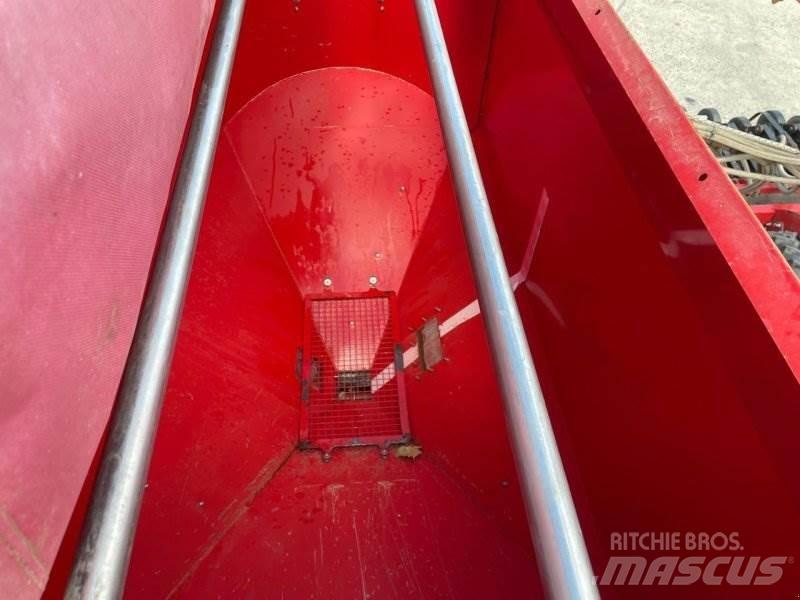 Horsch Pronto 9 DC Sorvetőgép
