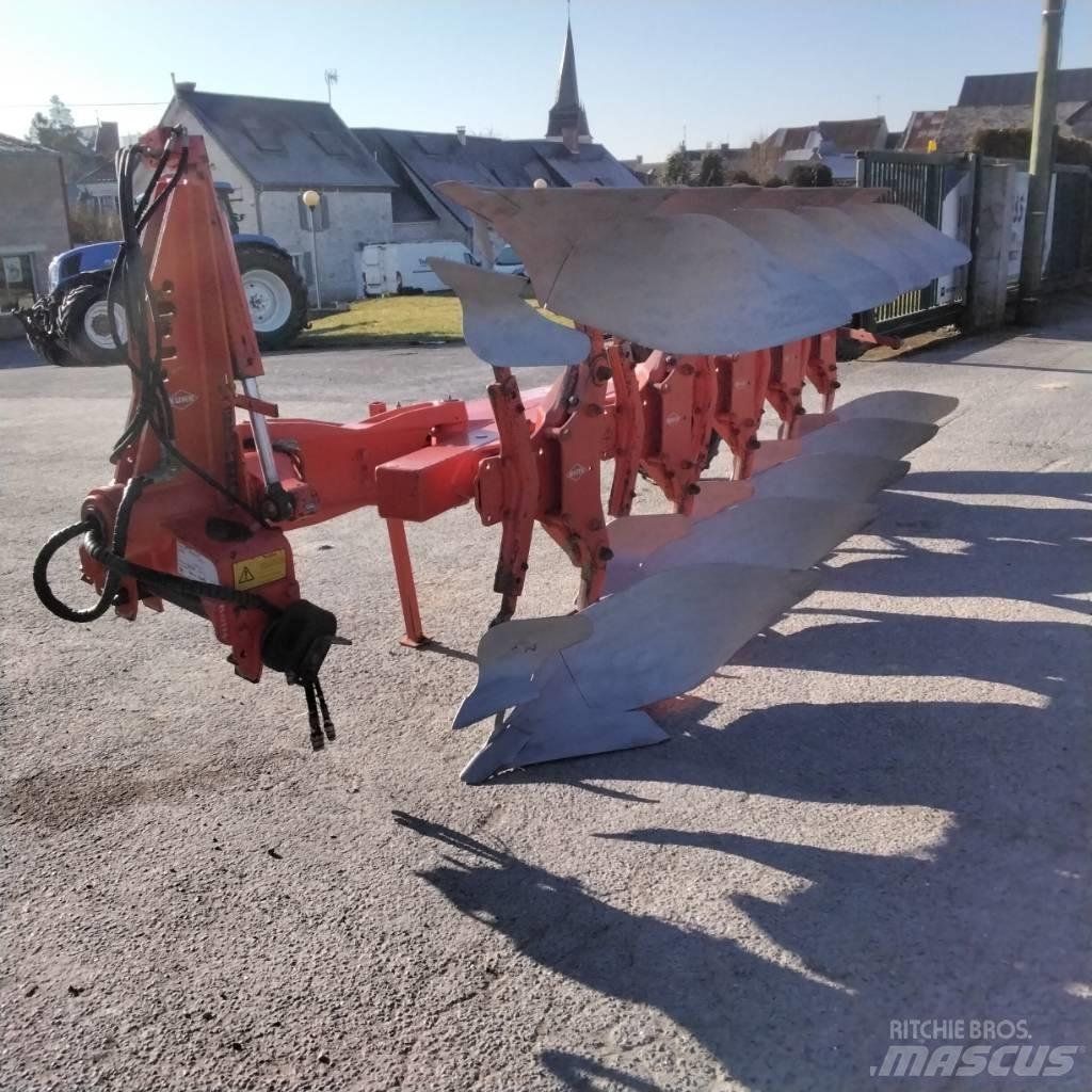 Kuhn VARIMASTER 121 Váltvaforgató ekék