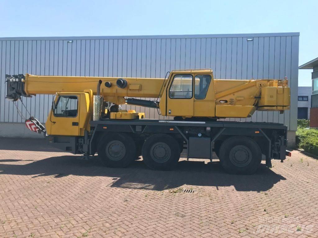 Grove GMK 3050 Terepdaruk