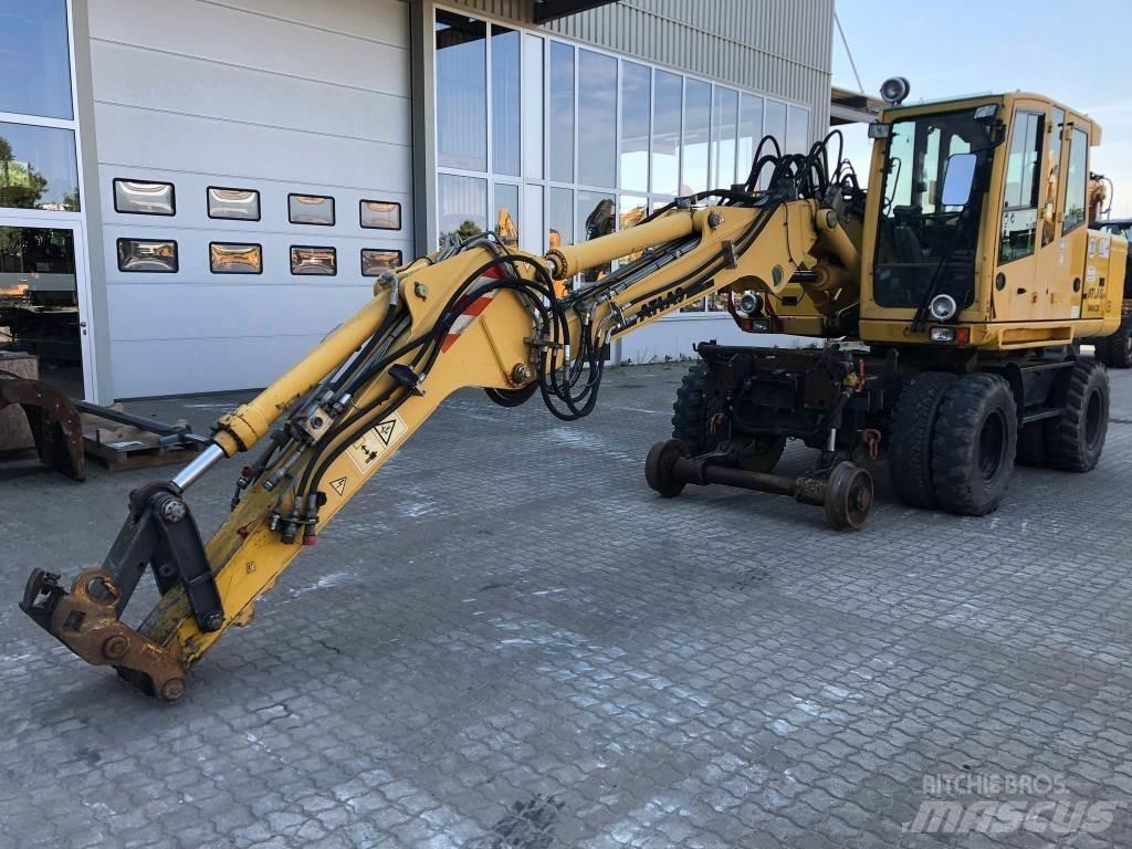 Atlas AB1404K Gumikerekes kotrók