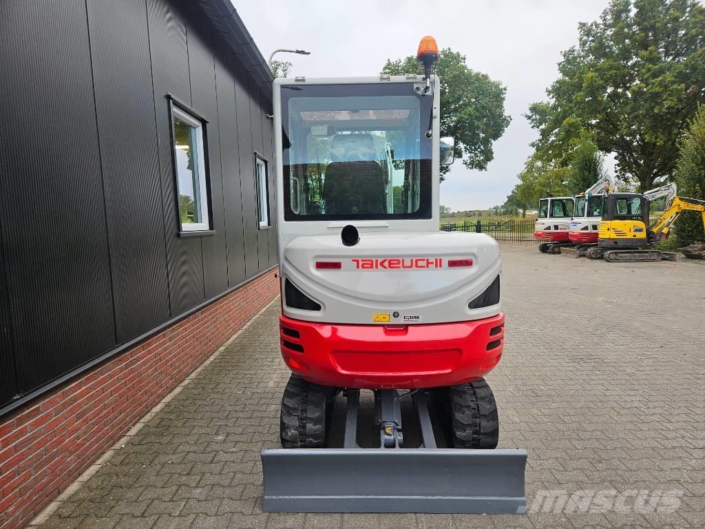 Takeuchi TB 230 Mini kotrók < 7t