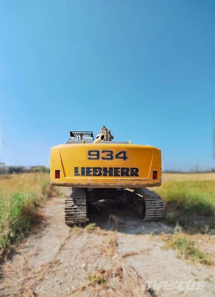 Liebherr R934C HDC Lánctalpas kotrók