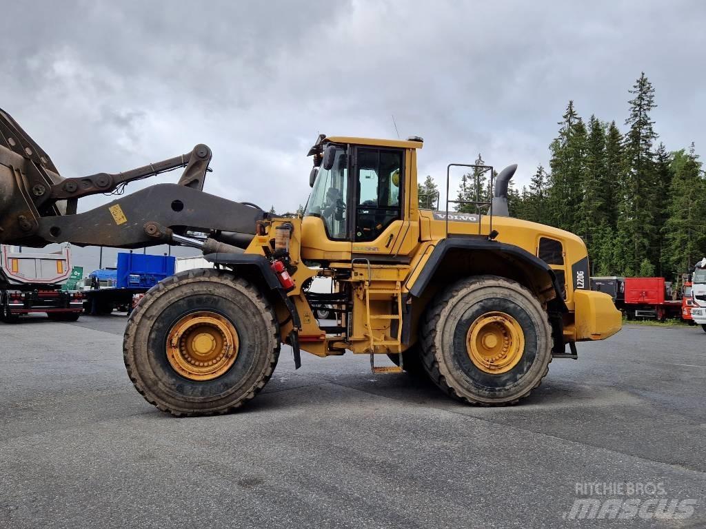 Volvo L 220 G Gumikerekes homlokrakodók