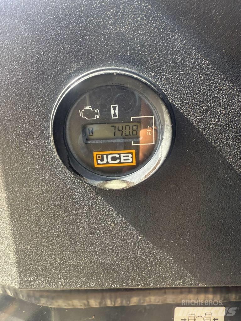 JCB 16 C-1, 740h Mini kotrók < 7t