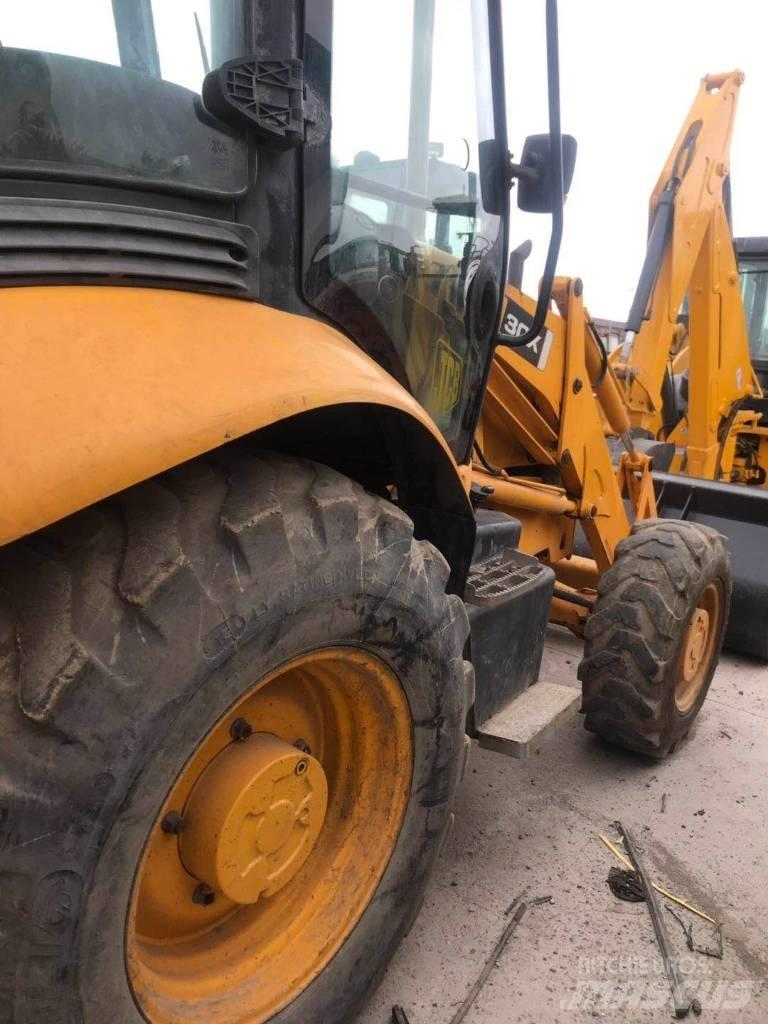 JCB 3cx Kotrórakodók