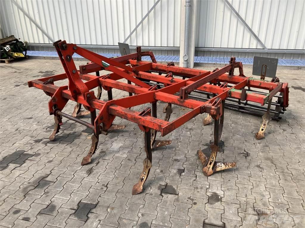 Becker Grubber 3m Kultivátorok