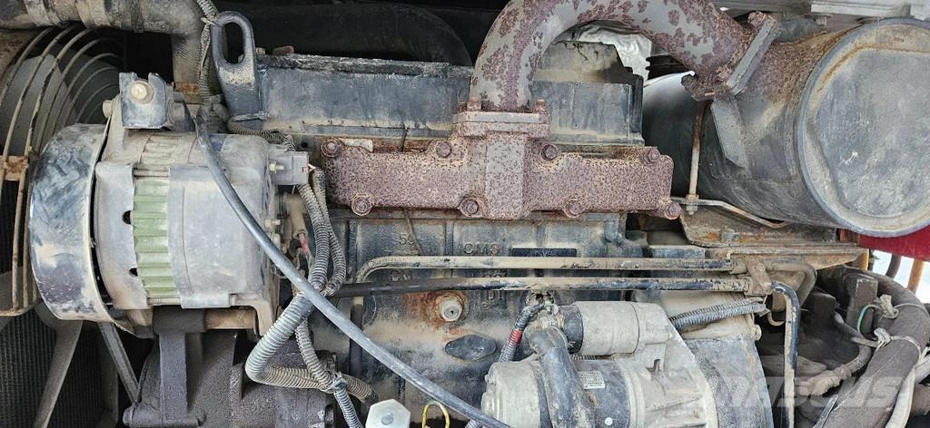 Takeuchi TB 175W Közepes (midi) kotrók 7 t - 12 t