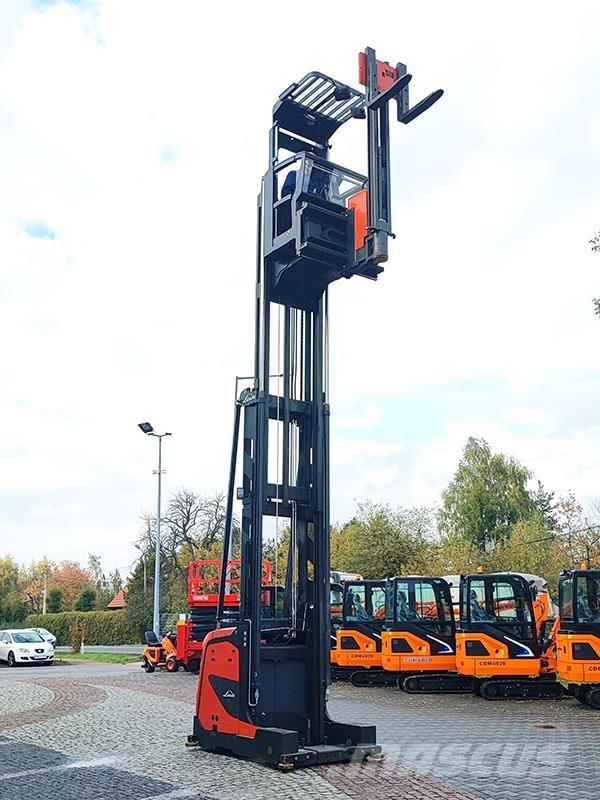 Linde K Magasraktári szűkfolyosós targonca