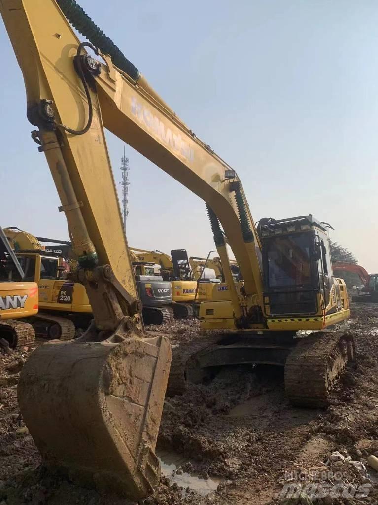 Komatsu PC 220-8M0 Lánctalpas kotrók