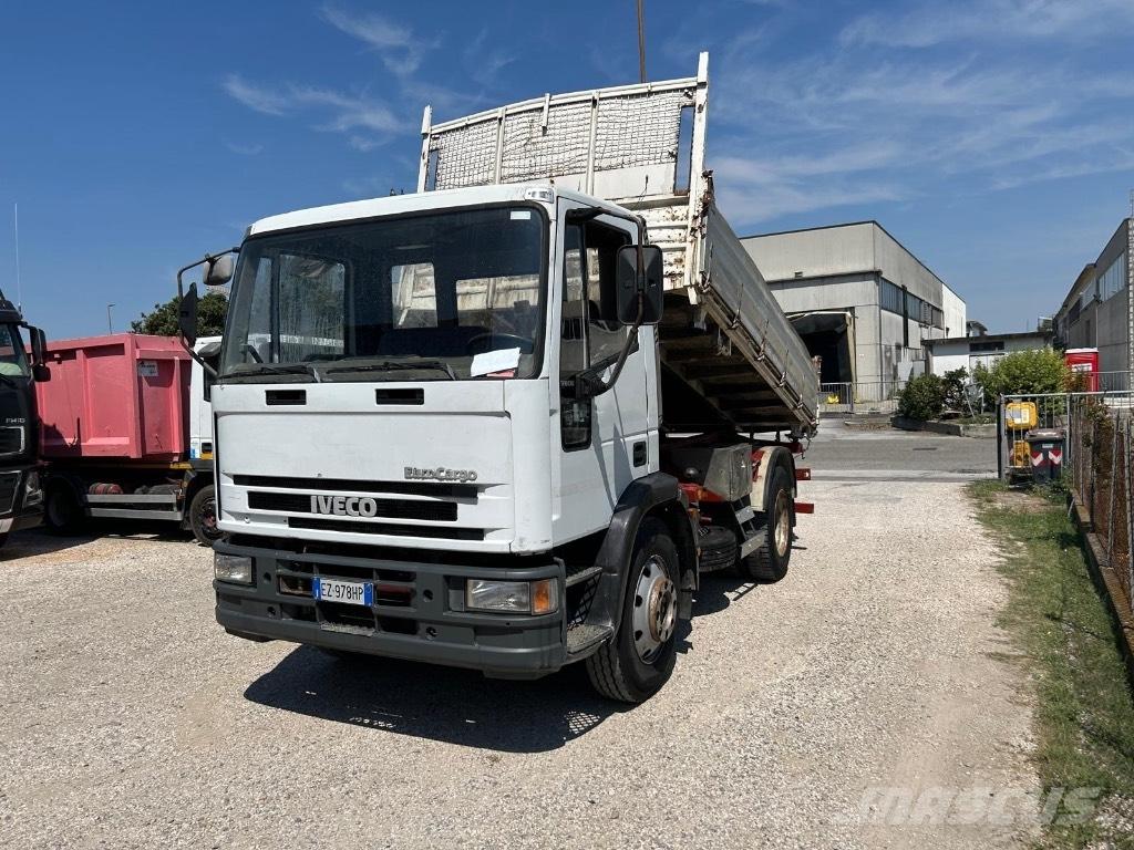Iveco 120E18K Platós / Ponyvás teherautók