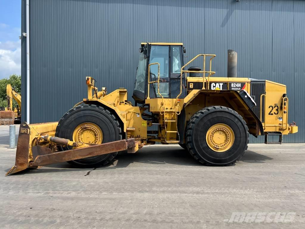 CAT 824H lánctalpas dózerek