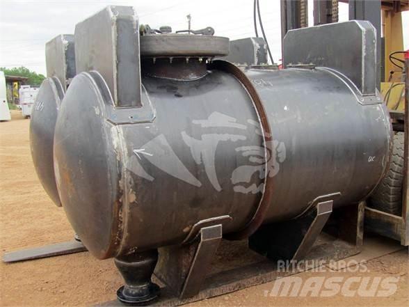 Tiger 750 GAL Üzemanyag tartályok