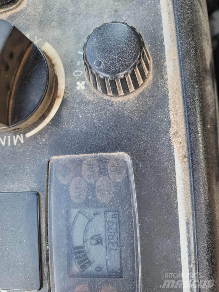 JCB 8050 RTS Mini kotrók < 7t