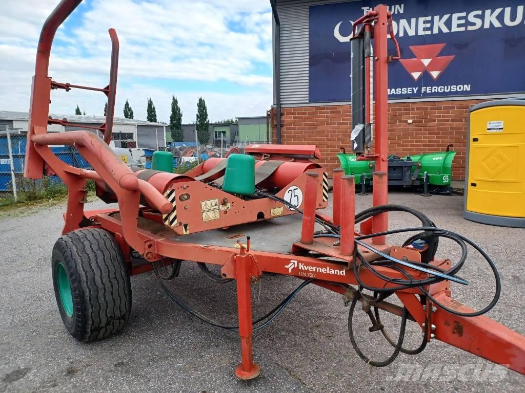 Kverneland 7517 Göngyölő gépek