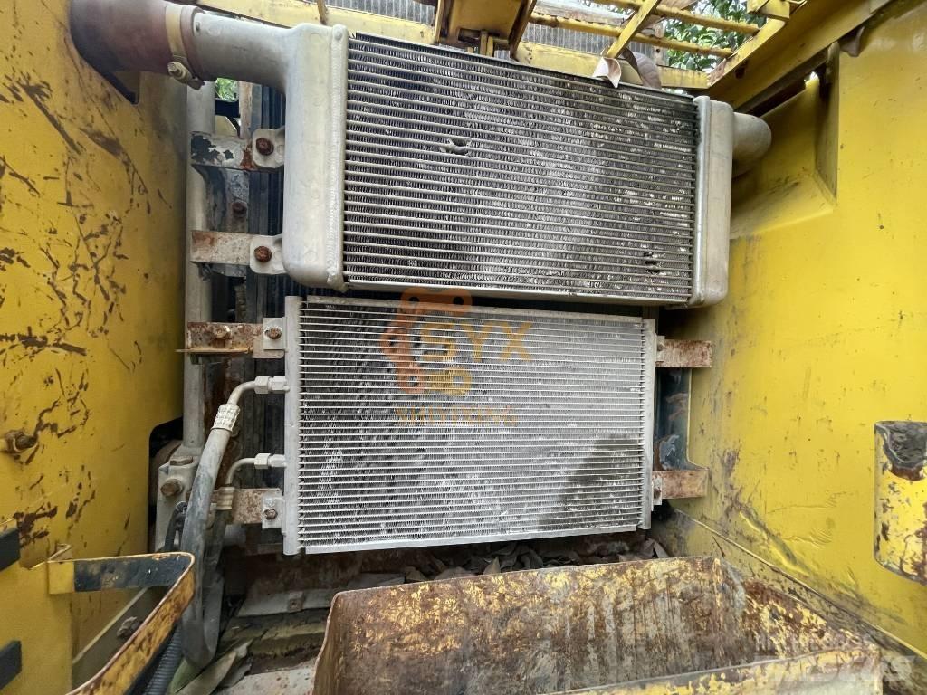 Komatsu PC 220-7 Lánctalpas kotrók