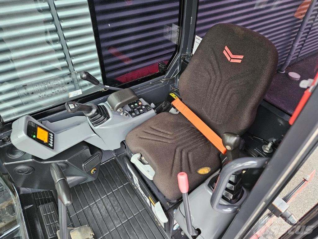 Yanmar SV 26 Mini kotrók < 7t