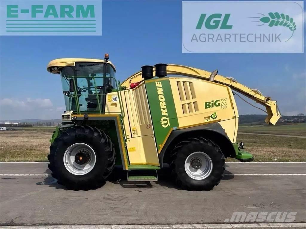Krone big x 600 i Önjáró szecskázók