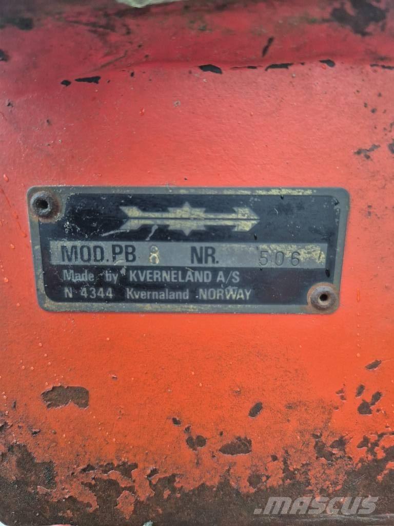 Kverneland mod.pb Váltvaforgató ekék