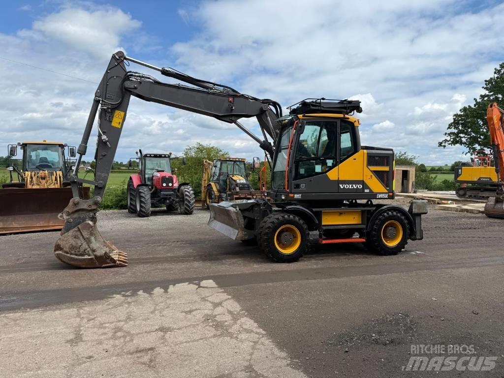 Volvo EWR 150 E Gumikerekes kotrók