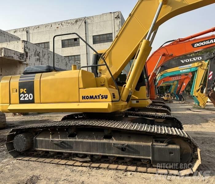 Komatsu PC 220 Lánctalpas kotrók