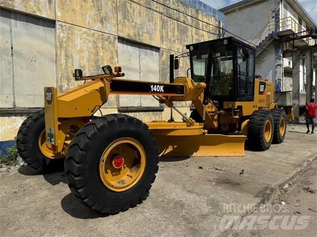 CAT 140 K Gréderek